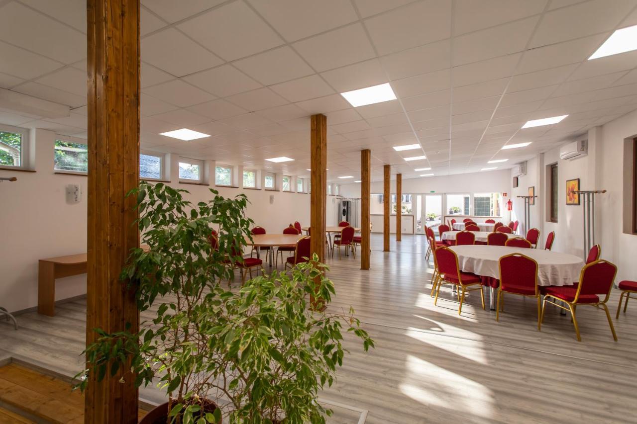 Margareta Apartman Es Ueduelohaz Bogacs Ngoại thất bức ảnh