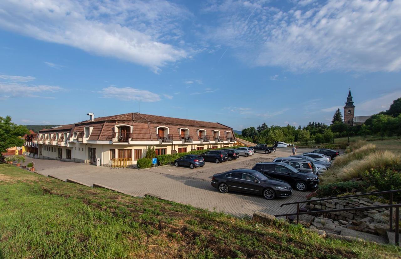 Margareta Apartman Es Ueduelohaz Bogacs Ngoại thất bức ảnh